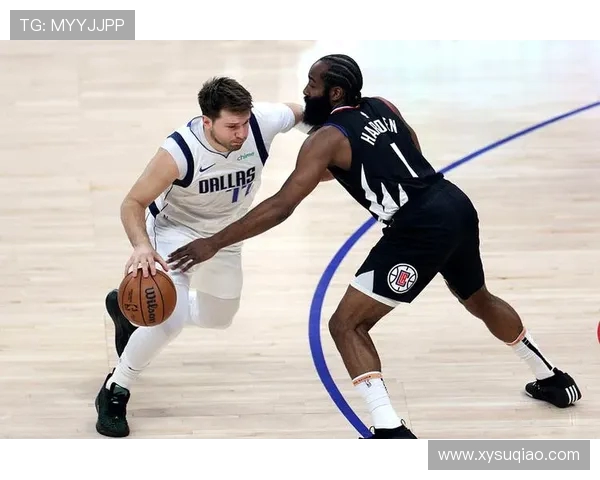 28日辽宁队与广东队激战正酣谁能在这场焦点对决中笑到最后