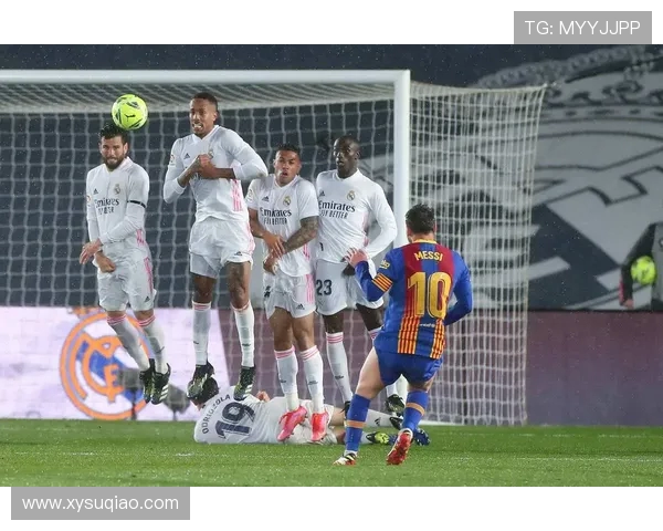 尤文图斯与巴萨对决新浪独家解析比赛精彩瞬间与战术布局